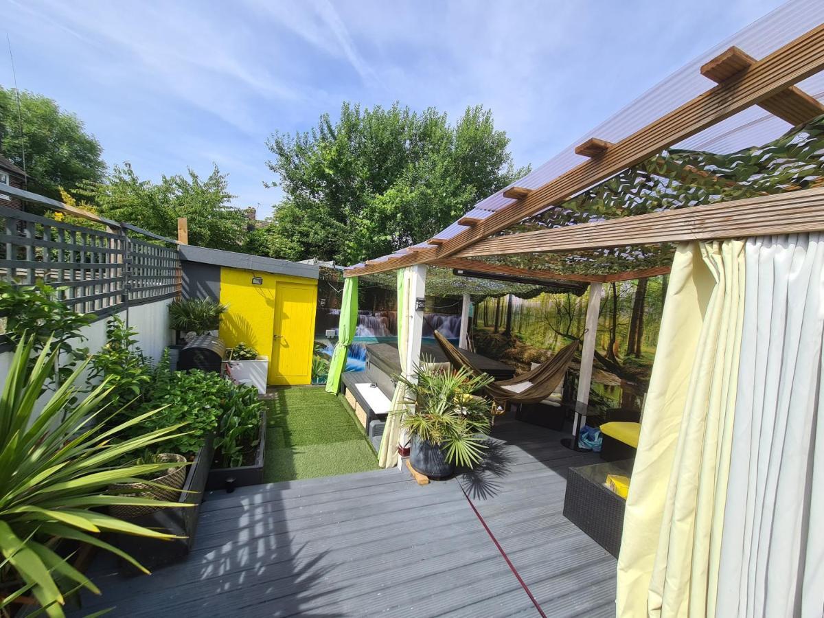 Sheri'S Home Away Londra Exterior foto