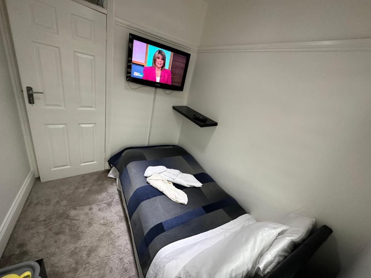 Sheri'S Home Away Londra Exterior foto
