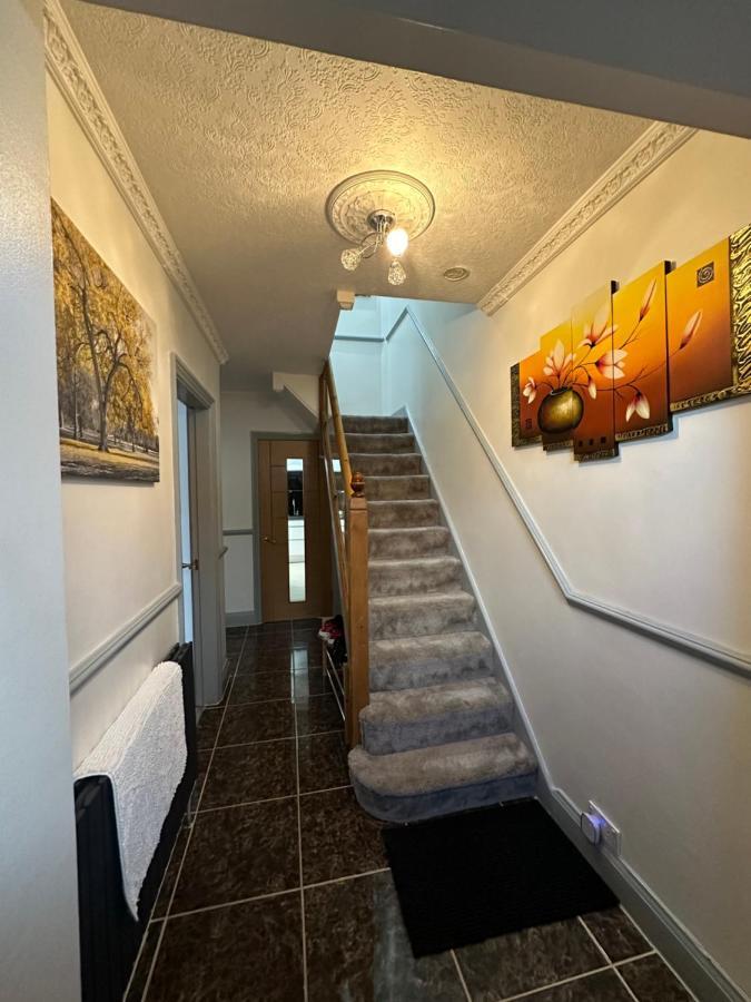 Sheri'S Home Away Londra Exterior foto